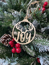 8 x Wooden Reindeer Christmas Tree Ornaments - The Gifted Panda