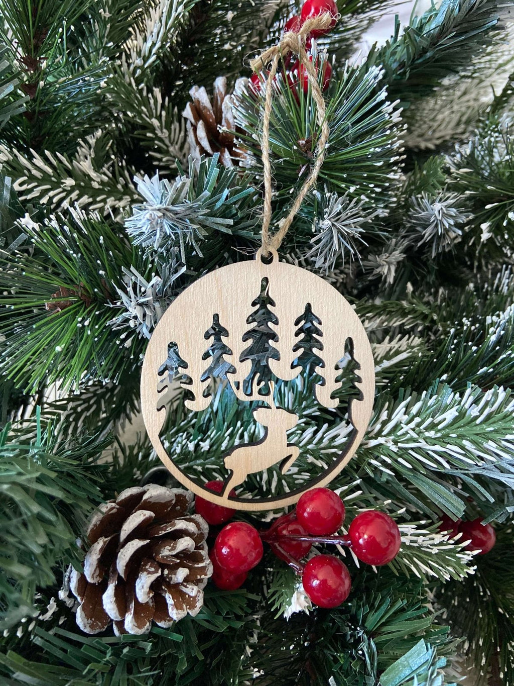 8 x Wooden Reindeer Christmas Tree Ornaments - The Gifted Panda