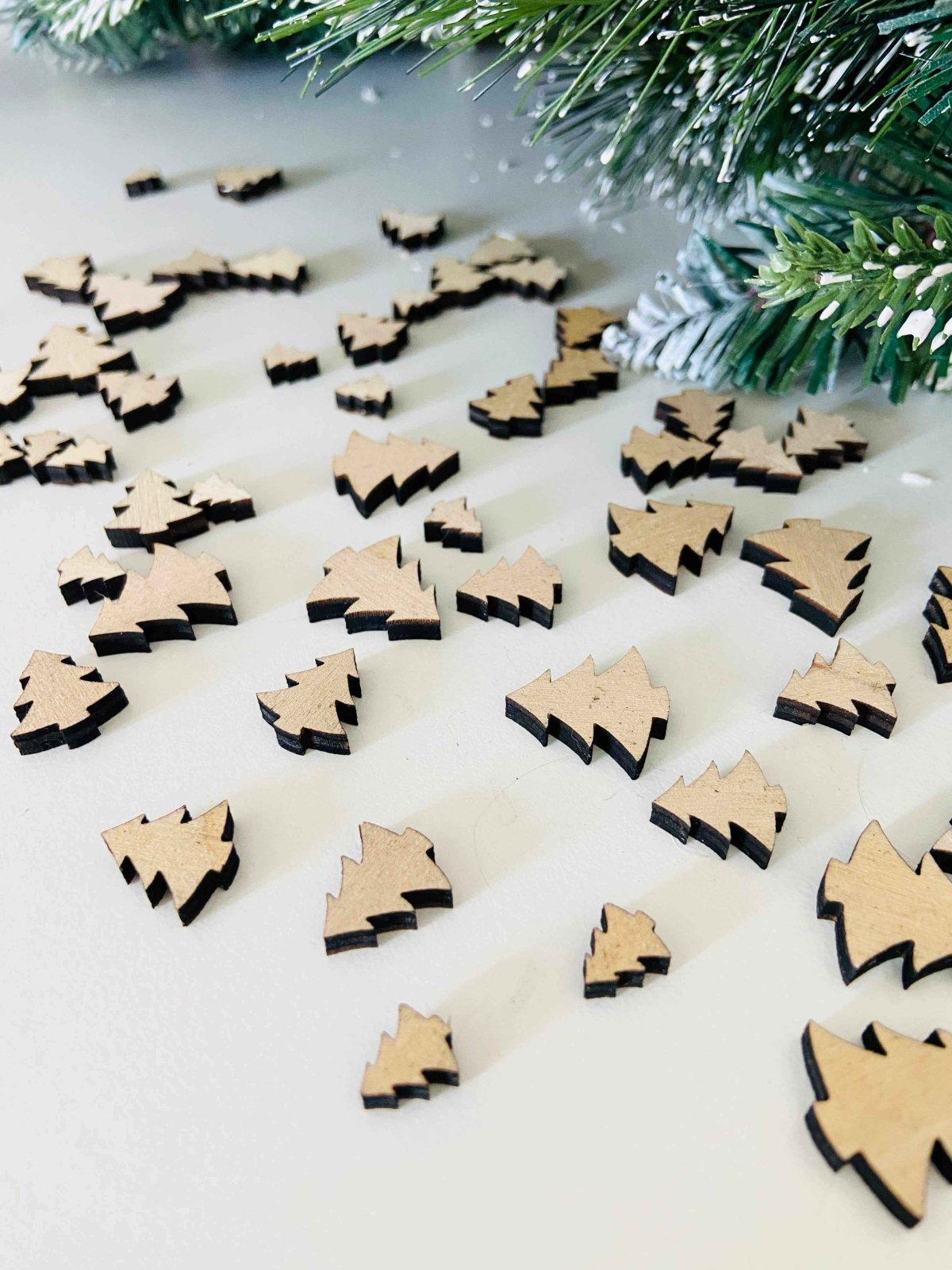 Christmas Tree Shaped Wooden Table Scatter - The Gifted Panda