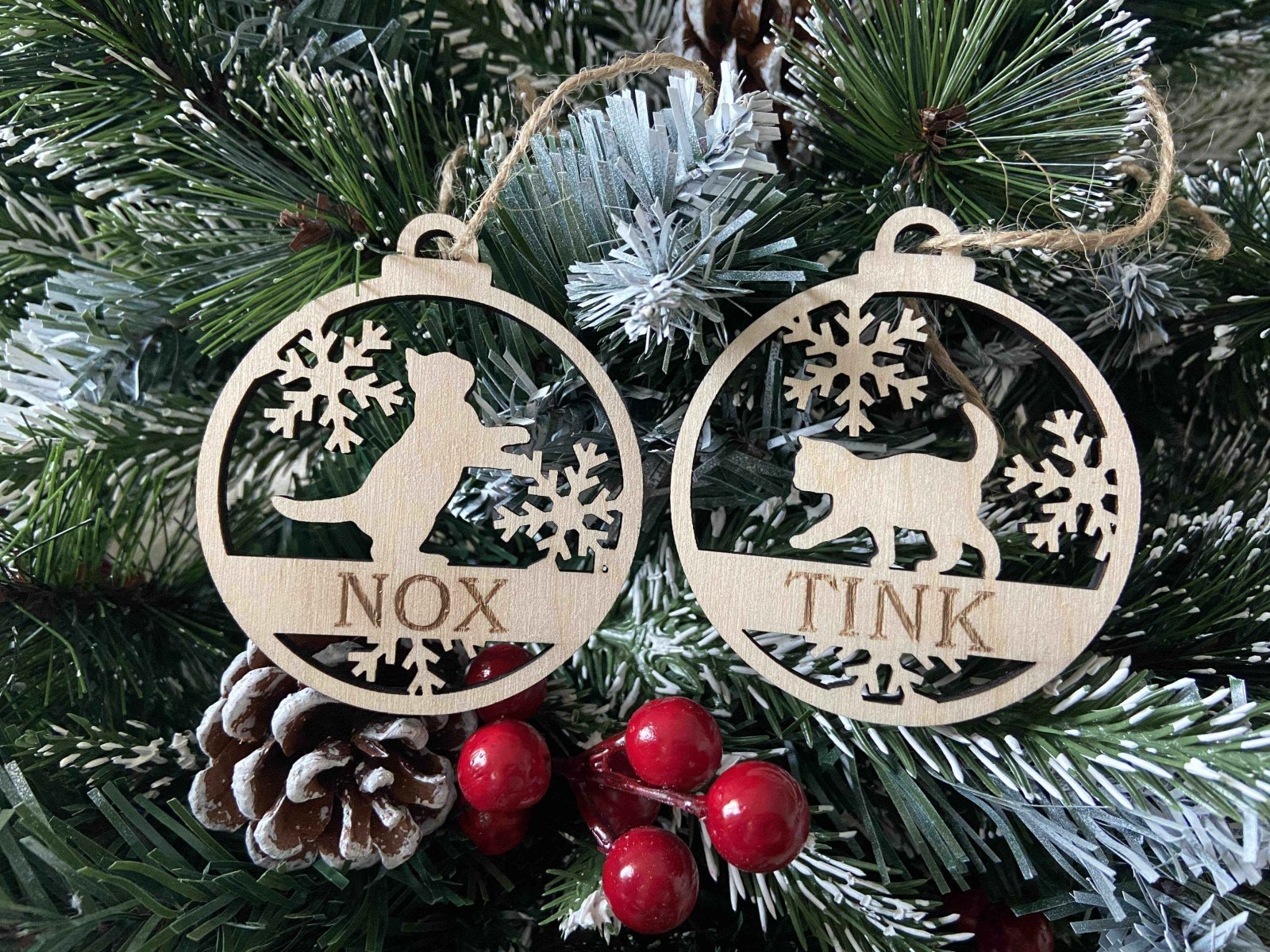 Personalised Cat Christmas Tree Ornaments - The Gifted Panda Main image